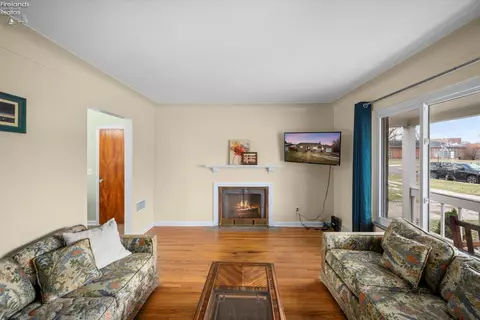 2849 Castleton, Toledo, OH 43613 photo 8