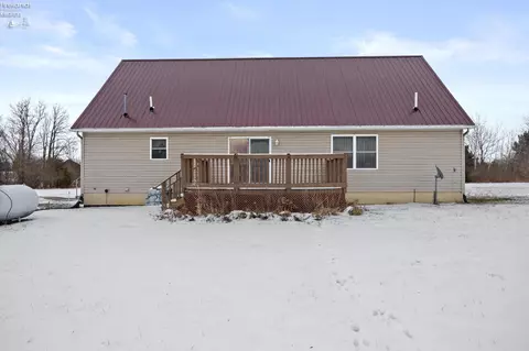 Exterior - 1201 Monroe Rd, Wakeman, OH 44889 photo 3 of 7
