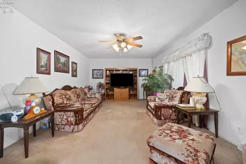 Living - 1201 Monroe Rd, Wakeman, OH 44889 photo 1 of 6