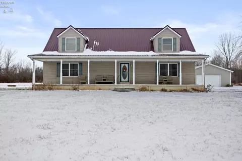 Exterior - 1201 Monroe Rd, Wakeman, OH 44889 photo 6 of 7