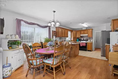 Dining - 1201 Monroe Rd, Wakeman, OH 44889 photo 1 of 2