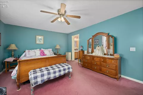 Bedroom - 1201 Monroe Rd, Wakeman, OH 44889 photo 2 of 10
