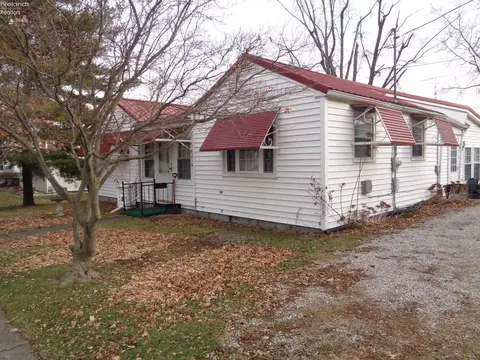 Exterior - 717 Euclid St, Willard, OH 44890 photo 1 of 2