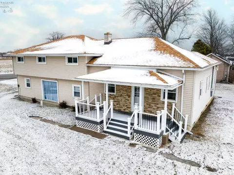 1315 S State Route 19, Oak Harbor, OH 43449