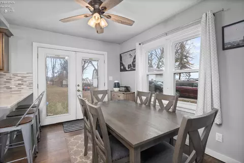 Dining - 9807 Barrows Rd, Huron, OH 44839 photo 4 of 4