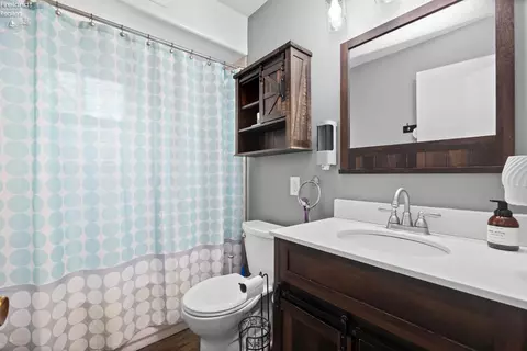 Bath - 9807 Barrows Rd, Huron, OH 44839 photo 1 of 1