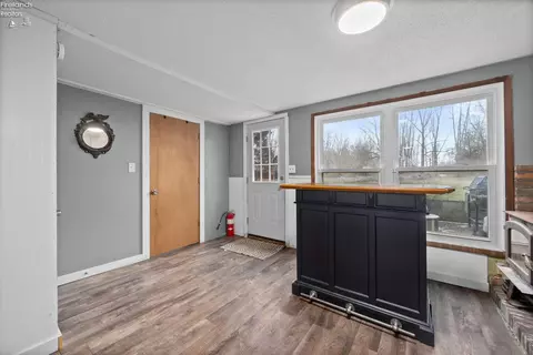 Entry Way - 9807 Barrows Rd, Huron, OH 44839 photo 2 of 2