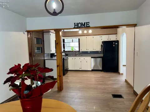 Kitchen - 4757 Wenz Rd, Wakeman, OH 44889 photo 1 of 4