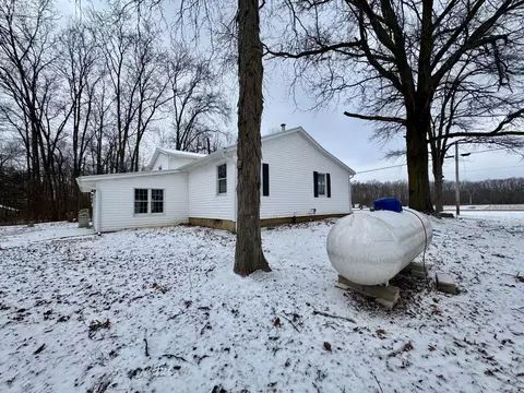 Exterior - 4757 Wenz Rd, Wakeman, OH 44889 photo 3 of 8
