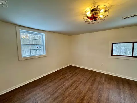 Bedroom - 4757 Wenz Rd, Wakeman, OH 44889 photo 2 of 2
