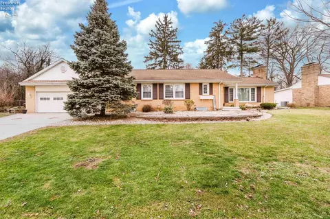 20 Pinecrest Dr, Tiffin, OH 44883