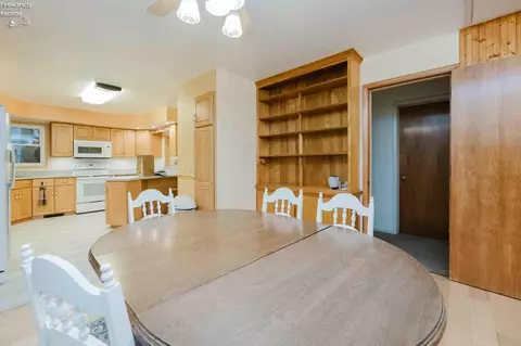 Dining - 20 Pinecrest Dr, Tiffin, OH 44883 photo 2 of 4