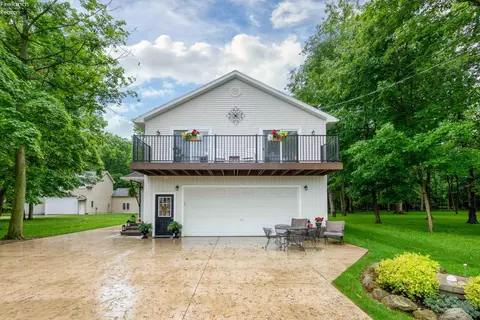 3345 S Memorial Shoreway Dr, Marblehead, OH 43440