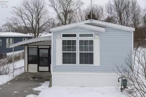 5588 E Farrow Ave, Port Clinton, OH 43452