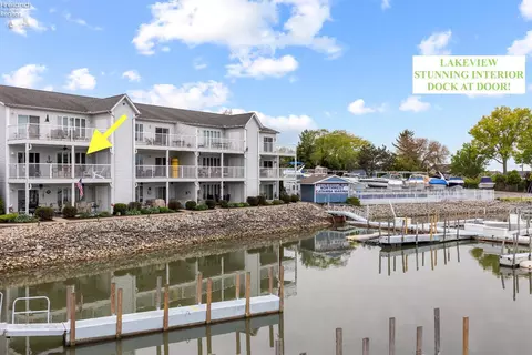 1526 NW Catawba Rd, Port Clinton, OH 43452