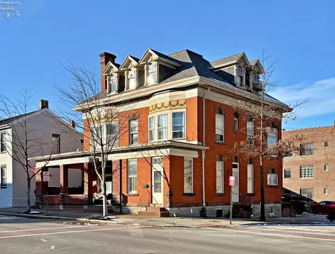 117 E Perry St, Tiffin, OH 44883