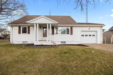 921 Polk St, Sandusky, OH 44870