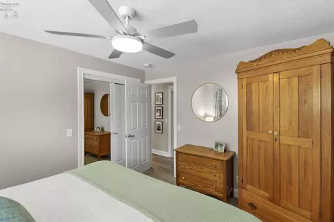 Bedroom - 1114 Mudbrook Rd, Huron, OH 44839 photo 4 of 7