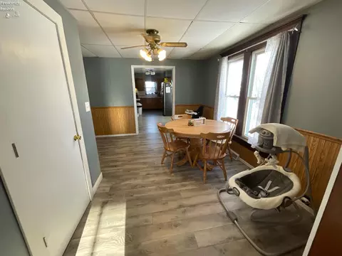 Dining - 246 Spring St, Clyde, OH 43410 photo 1 of 3