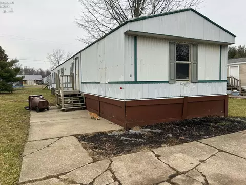 1121 Clayberg #91, Greenwich, OH 44837