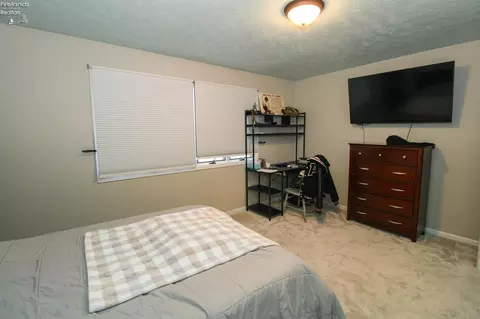 Bedroom - 3802 Deerpath Dr, Sandusky, OH 44870 photo 3 of 8