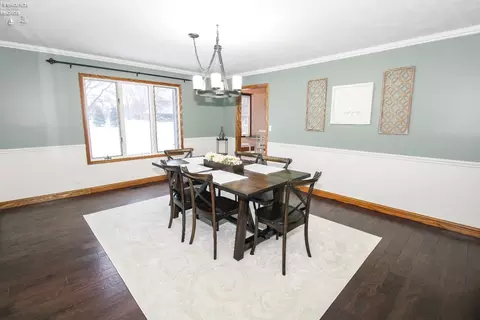 Dining - 3802 Deerpath Dr, Sandusky, OH 44870 photo 8 of 9