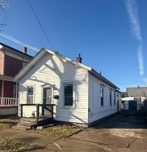911 A St, Sandusky, OH 44870