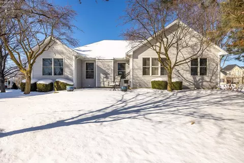Exterior - 504 Loon Ln, Huron, OH 44839 photo 6 of 8