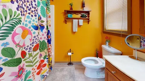 Bath - 338 E Howard, Willard, OH 44890 photo 2 of 3