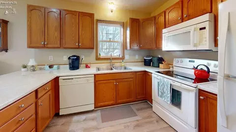 Kitchen - 338 E Howard, Willard, OH 44890 photo 2 of 3