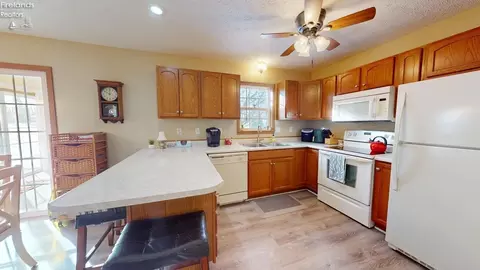 Kitchen - 338 E Howard, Willard, OH 44890 photo 3 of 3
