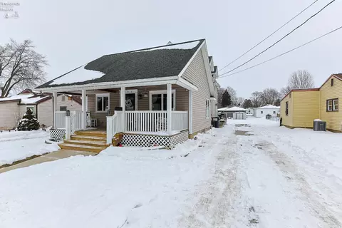 206 Wood St, Bellevue, OH 44811