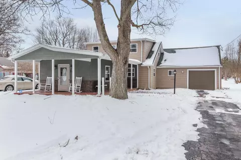 719 Everett Rd, Fremont, OH 43420 photo 2