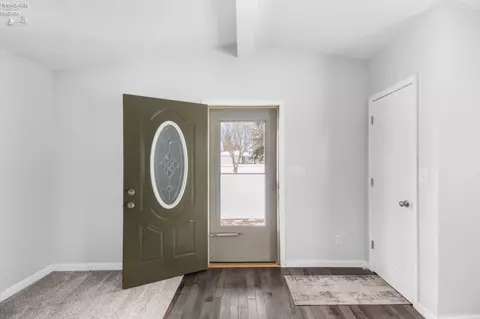 719 Everett Rd, Fremont, OH 43420 photo 6