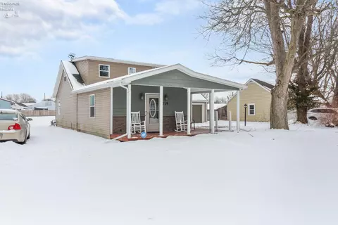 719 Everett Rd, Fremont, OH 43420 photo 3