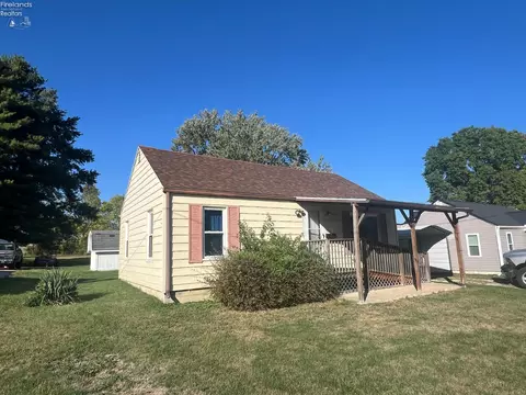 804 W Franklin St, Kenton, OH 43326