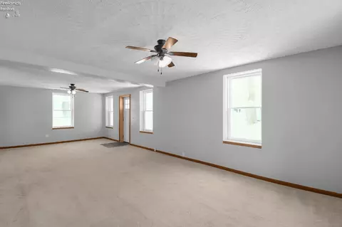 111 E Tiffin St, Willard, OH 44890 photo 7