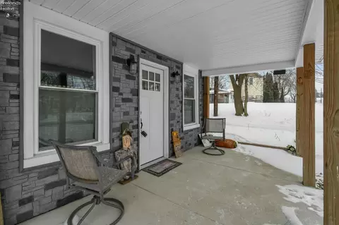 111 E Tiffin St, Willard, OH 44890 photo 3