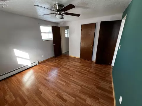 Bedroom - 908 Baldwin Ave, Elyria, OH 44035 photo 3 of 6