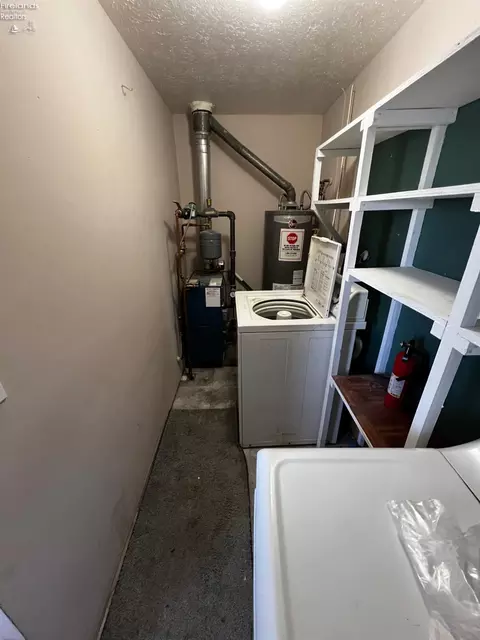 Other - 908 Baldwin Ave, Elyria, OH 44035 photo 3 of 6