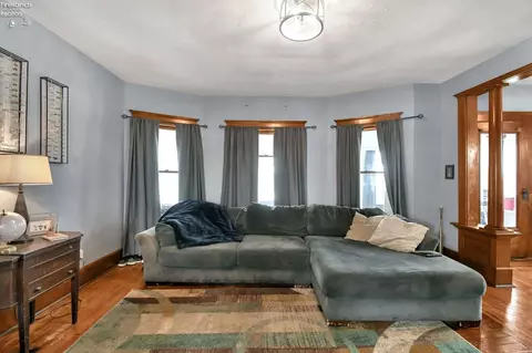Living - 419 Maplewood St, Willard, OH 44890 photo 2 of 3