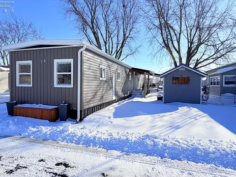 1510 N Buck Rd #14, Marblehead, OH 43440