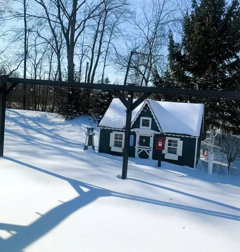 Exterior - 18 Old Orchard Loop, Norwalk, OH 44857 photo 3 of 3