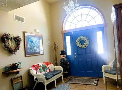 Entry Way - 18 Old Orchard Loop, Norwalk, OH 44857 photo 1 of 1