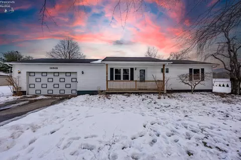 12518 Darrow Rd, Vermilion, OH 44089
