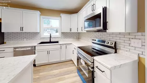 Kitchen - 3400 Austin Dr, Willard, OH 44890 photo 1 of 1