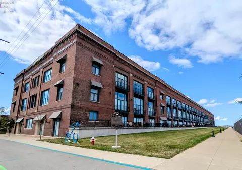 401 W Shoreline Dr #130, Sandusky, OH 44870
