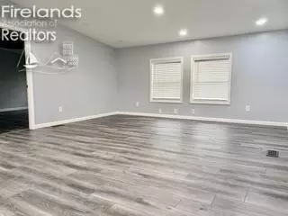 Other - 155 Nelson St, Clyde, OH 43410 photo 5 of 20