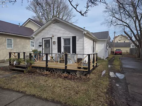 1308 Vine St, Sandusky, OH 44870