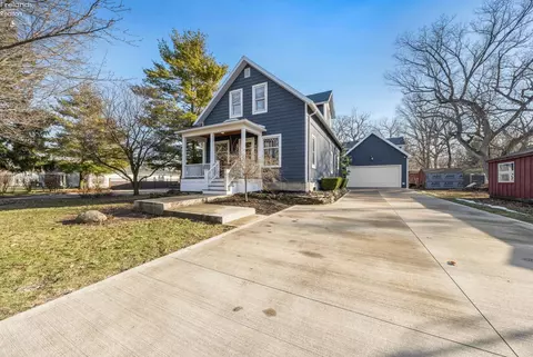 1209 Prairie St, Marblehead, OH 43440